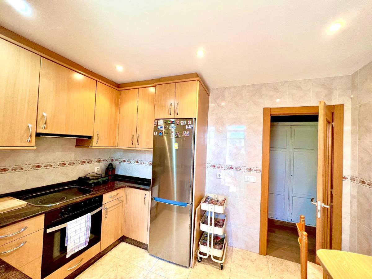 Apartamento Puertu Chicu Con Plaza De Garaje Privada Llanes Exterior photo